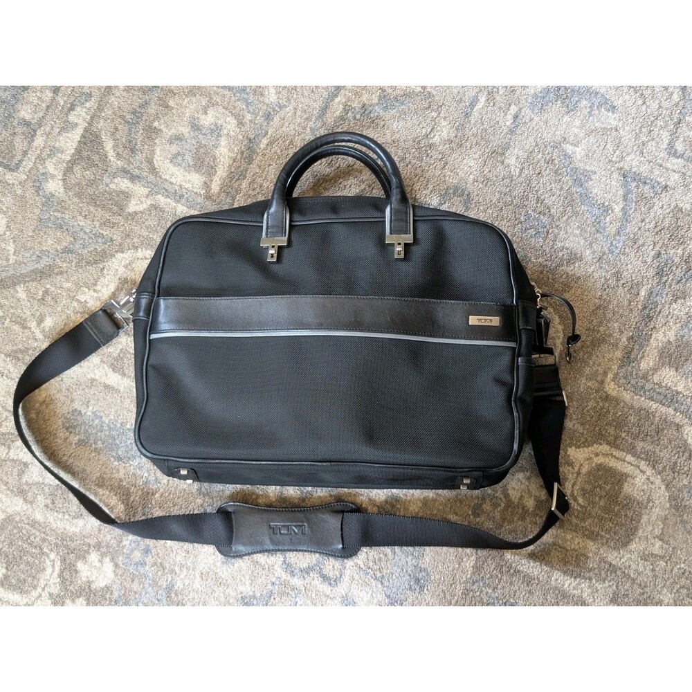 Tumi Briefcase Elements Collection Nylon Leather Handle Zip Laptop Bag Carry On